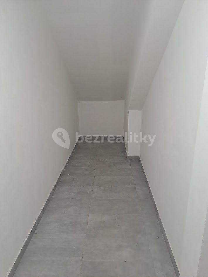 Prenájom bytu 2-izbový 52 m², Pod Zahrady, Přezletice, Středočeský kraj