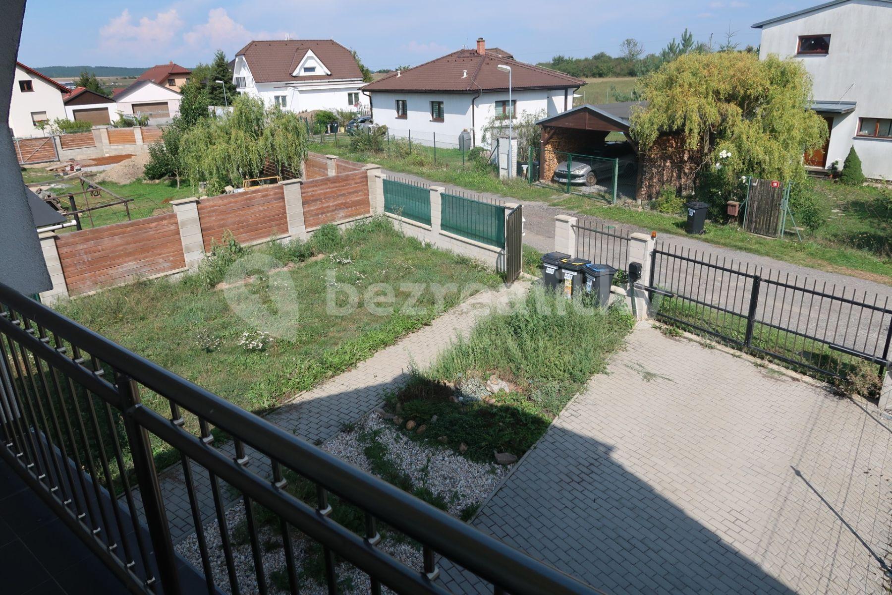 Prenájom domu 180 m², pozemek 480 m², Malá Hraštice, Středočeský kraj