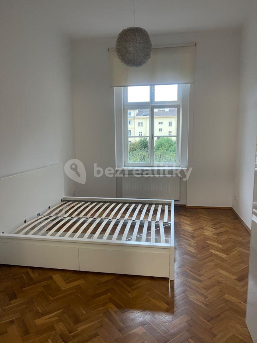 Prenájom bytu 1-izbový 70 m², Chodská, Praha, Praha