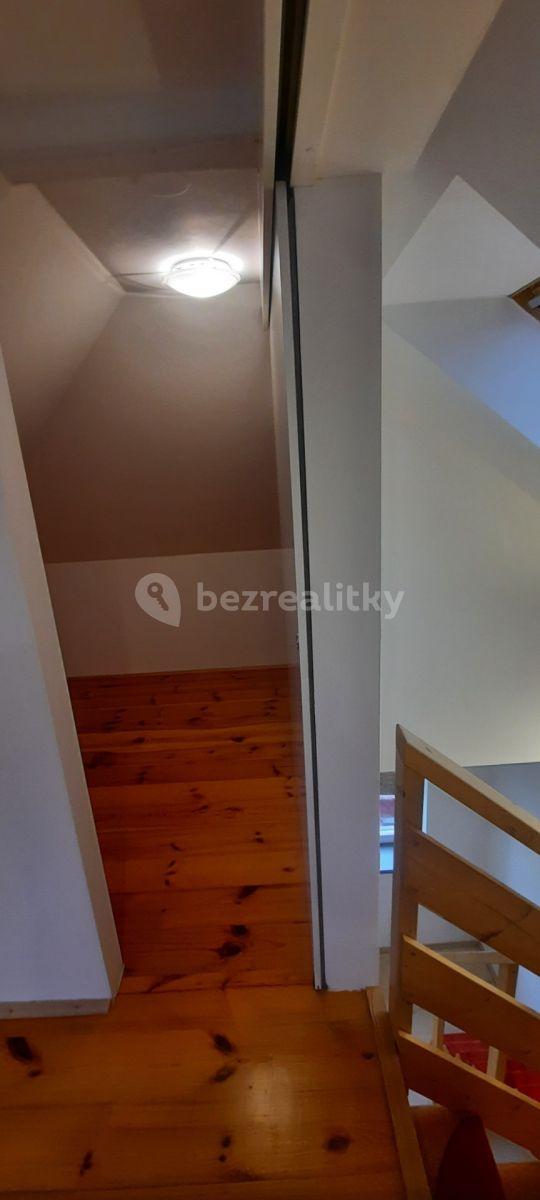 Prenájom bytu 3-izbový 105 m², U Strže, Praha, Praha