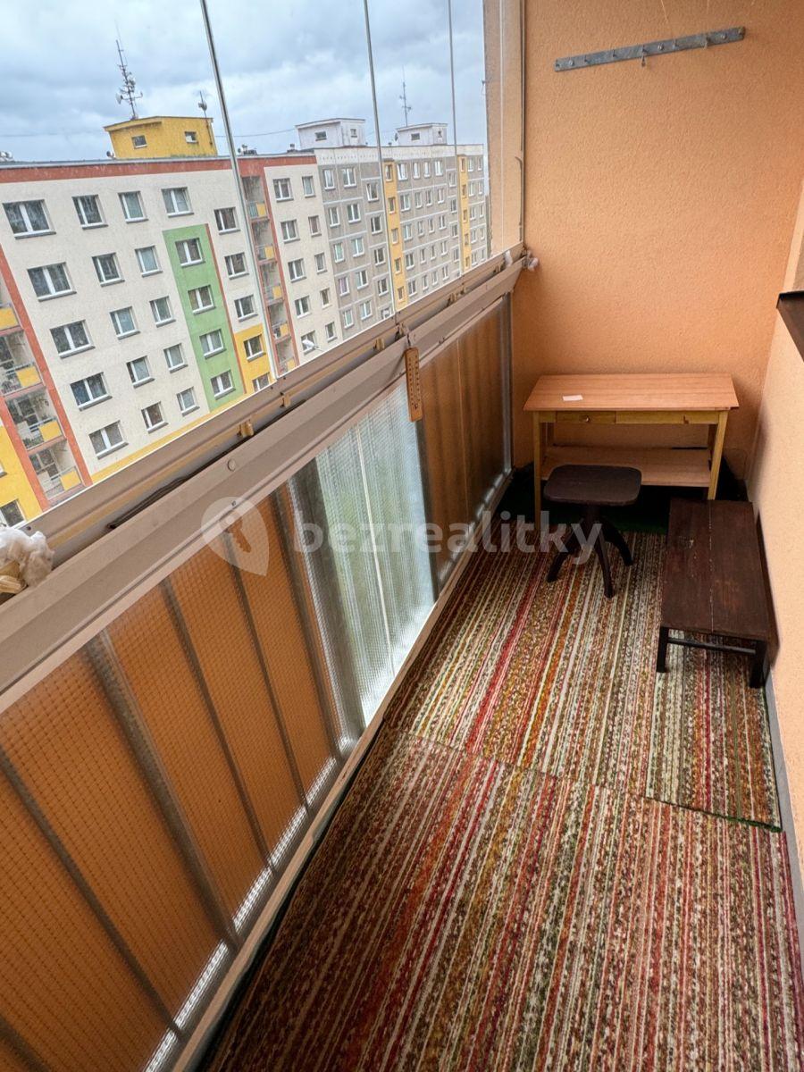 Prenájom bytu 3-izbový 74 m², Poláčkova, Ústí nad Labem, Ústecký kraj