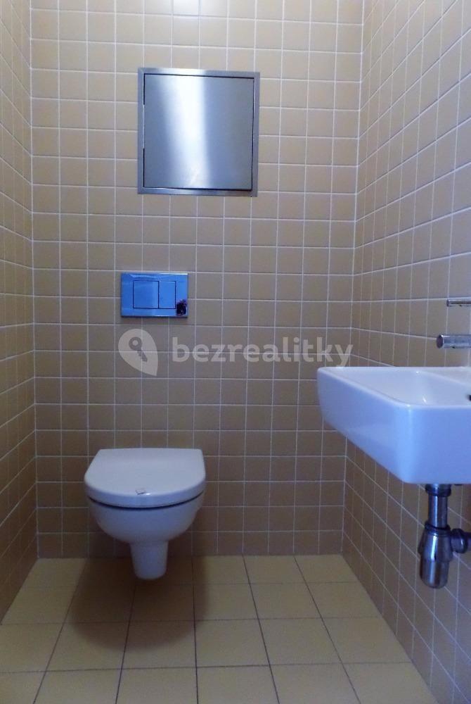 Prenájom bytu 2-izbový 72 m², U Uranie, Praha, Praha