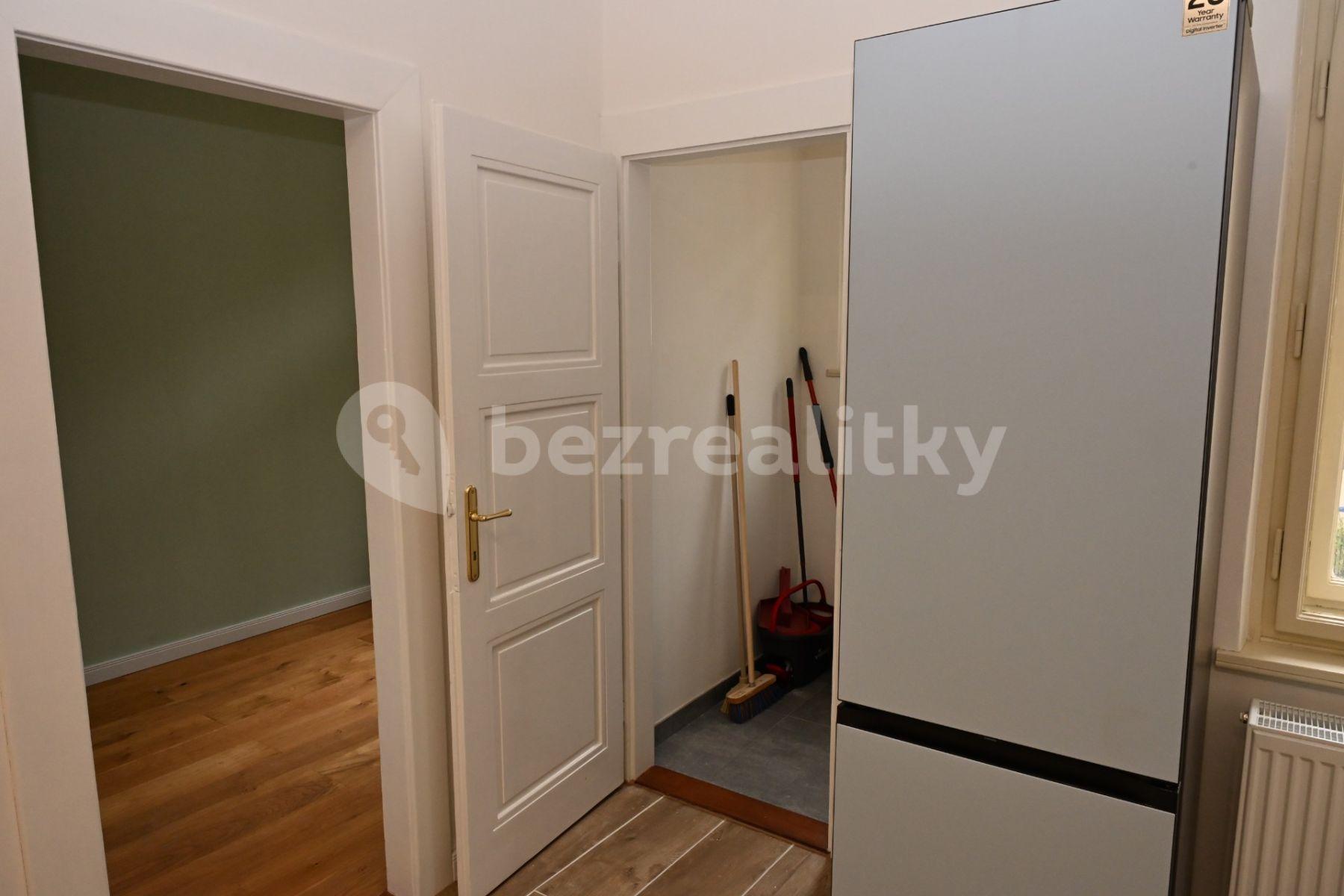 Prenájom bytu 3-izbový 105 m², Terronská, Praha, Praha