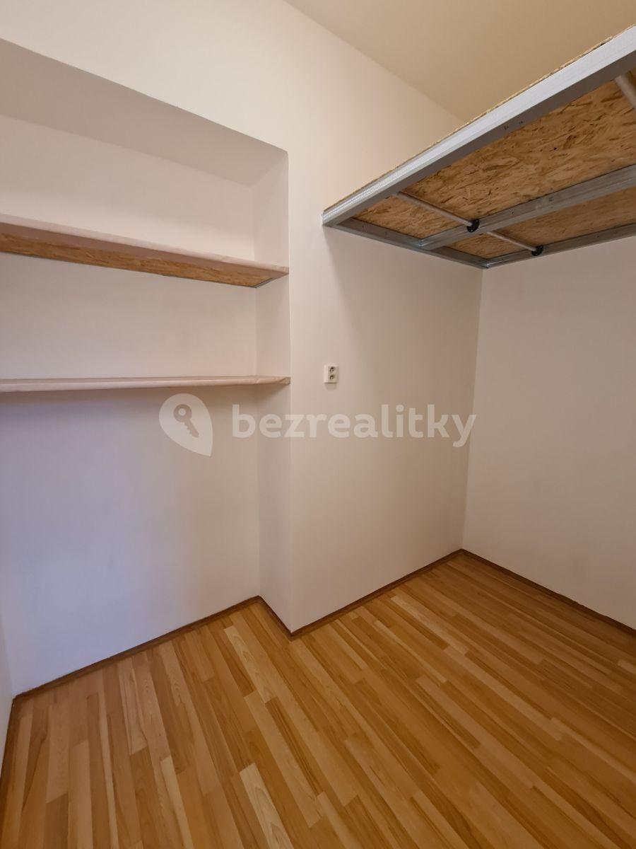 Prenájom bytu 2-izbový 48 m², Pod Karlovem, Praha, Praha