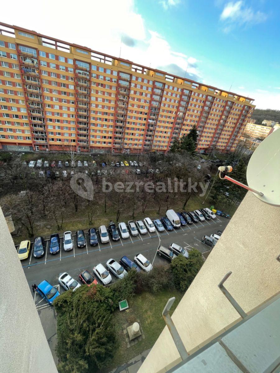 Prenájom bytu 2-izbový 60 m², Famfulíkova, Praha, Praha