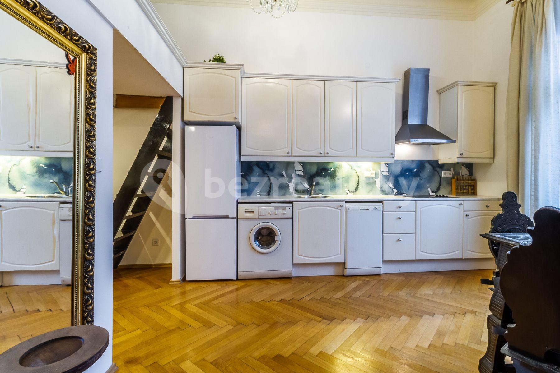 Prenájom bytu 2-izbový 45 m², Za Poříčskou bránou, Praha, Praha