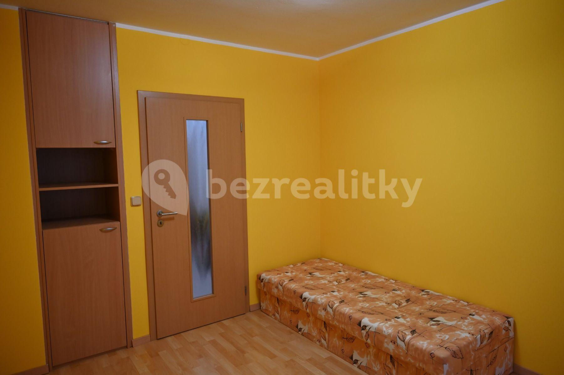 Prenájom bytu 3-izbový 68 m², Přímětická, Praha, Praha