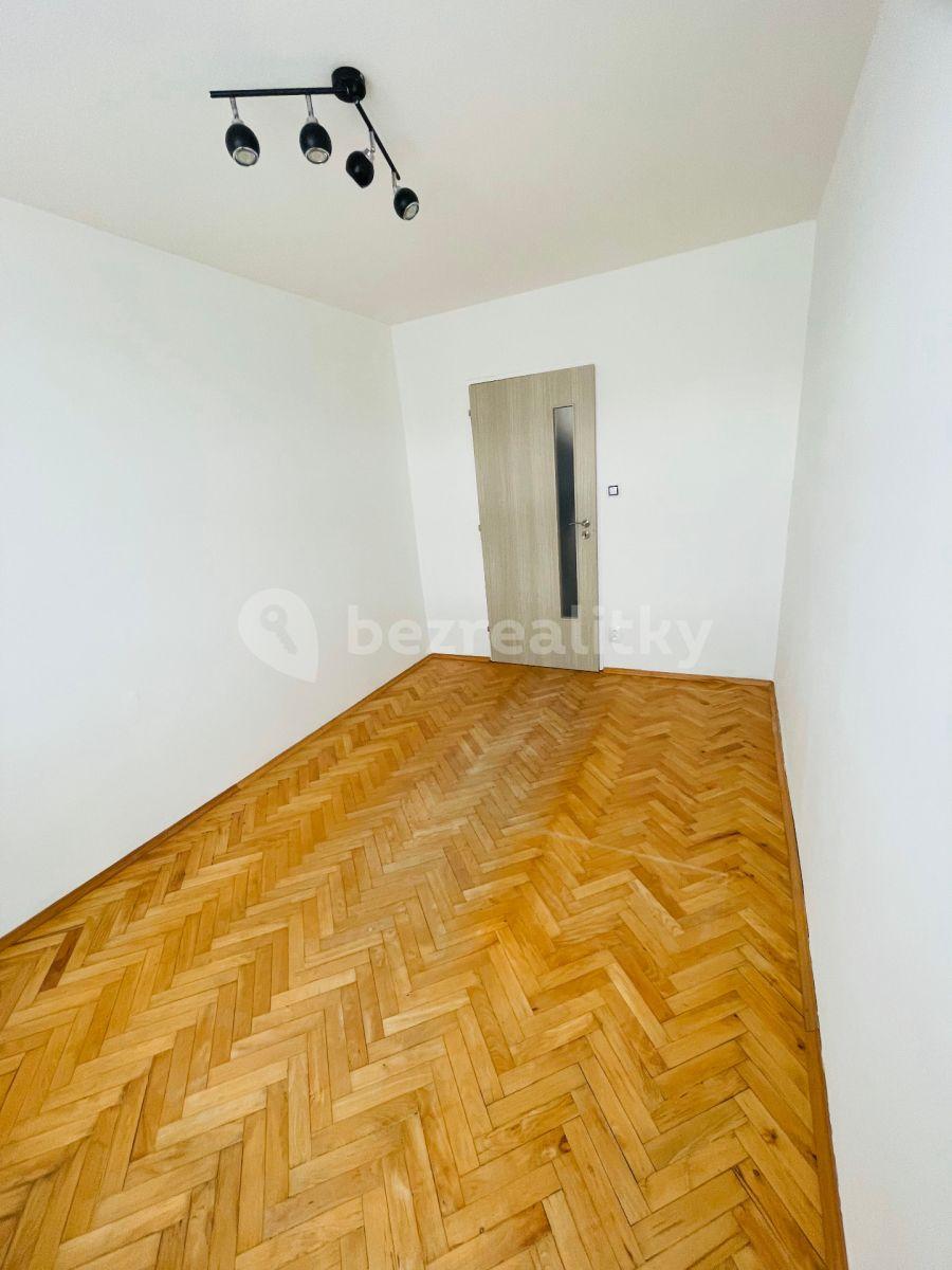 Prenájom bytu 3-izbový 59 m², Hlavní, Praha, Praha