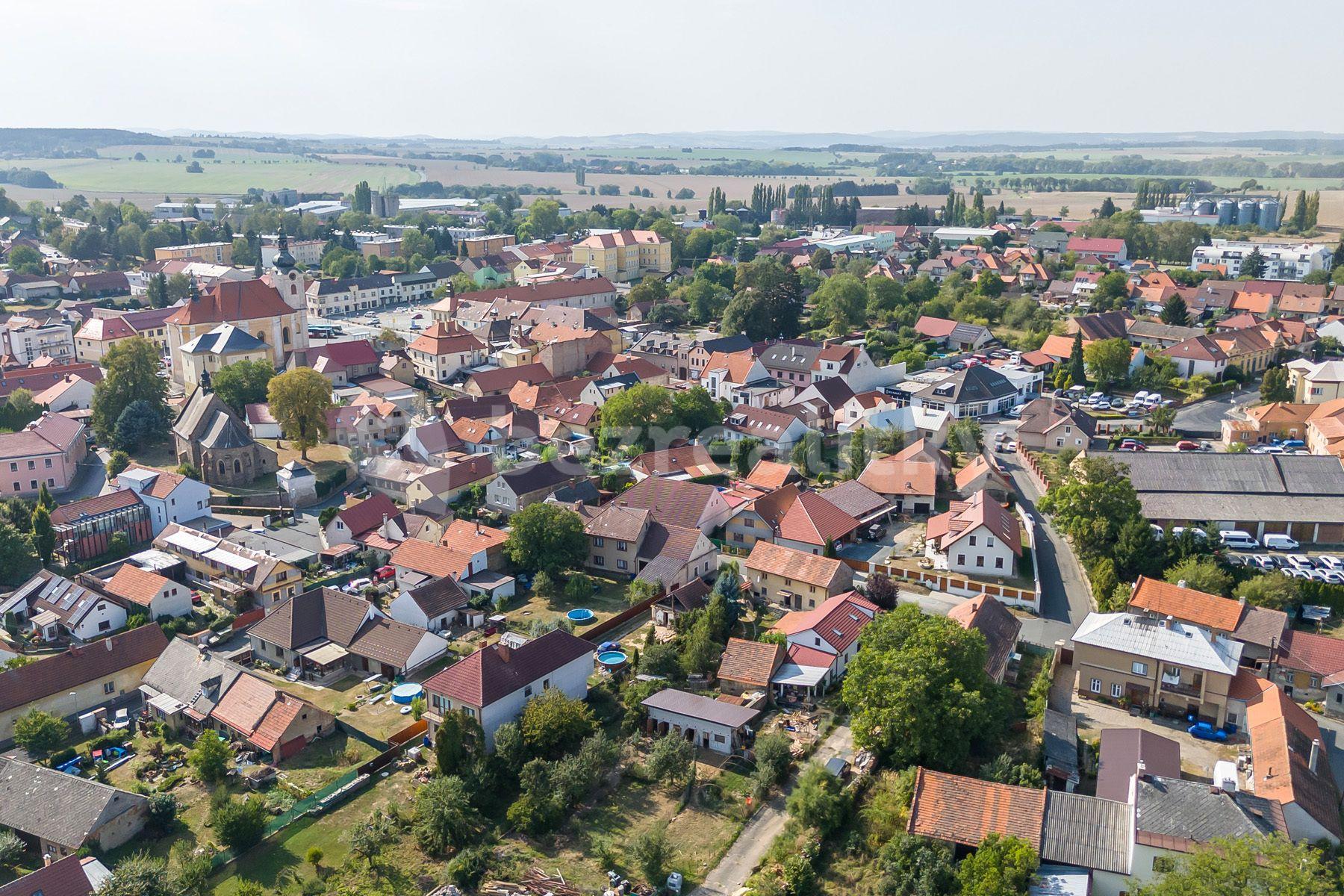 Predaj domu 227 m², pozemek 782 m², Husova, Uhlířské Janovice, Středočeský kraj