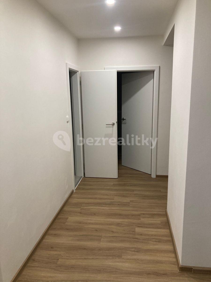 Prenájom bytu 3-izbový 74 m², Svésedlická, Velká Bystřice, Olomoucký kraj