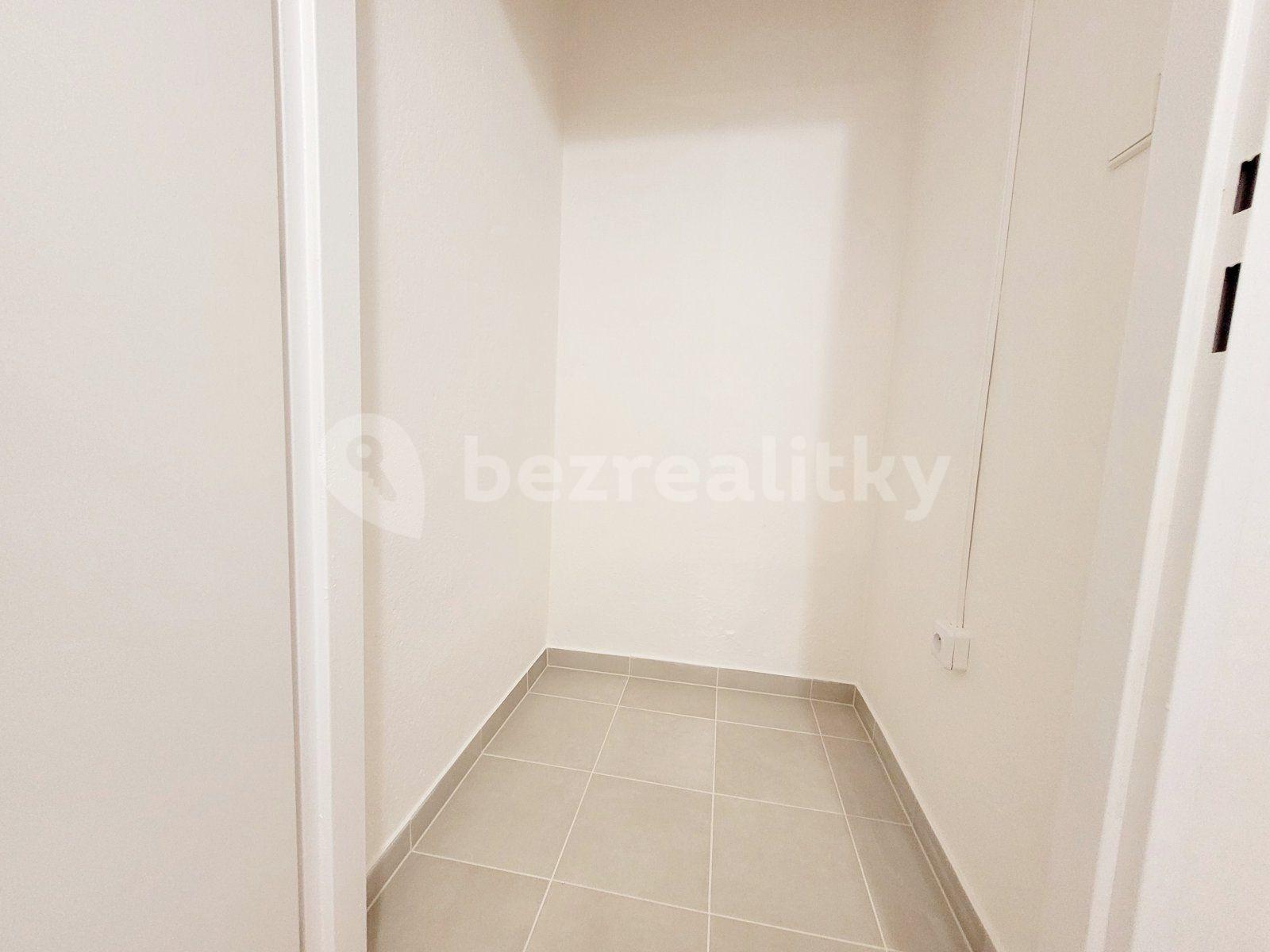 Prenájom bytu 3-izbový 96 m², Vardasova, Havířov, Moravskoslezský kraj