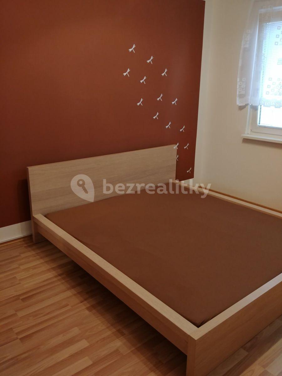 Prenájom bytu 2-izbový 55 m², Přistoupimská, Praha, Praha