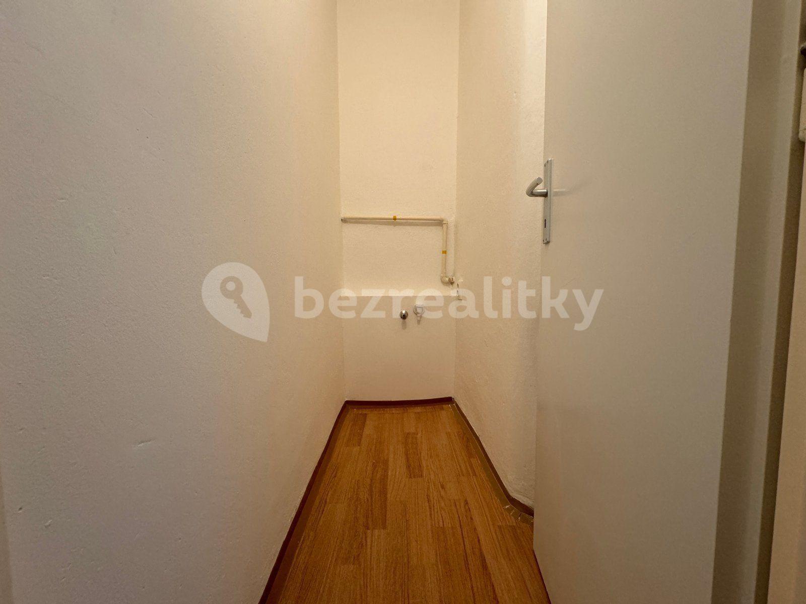 Prenájom bytu 2-izbový 57 m², Závodní, Karviná, Moravskoslezský kraj