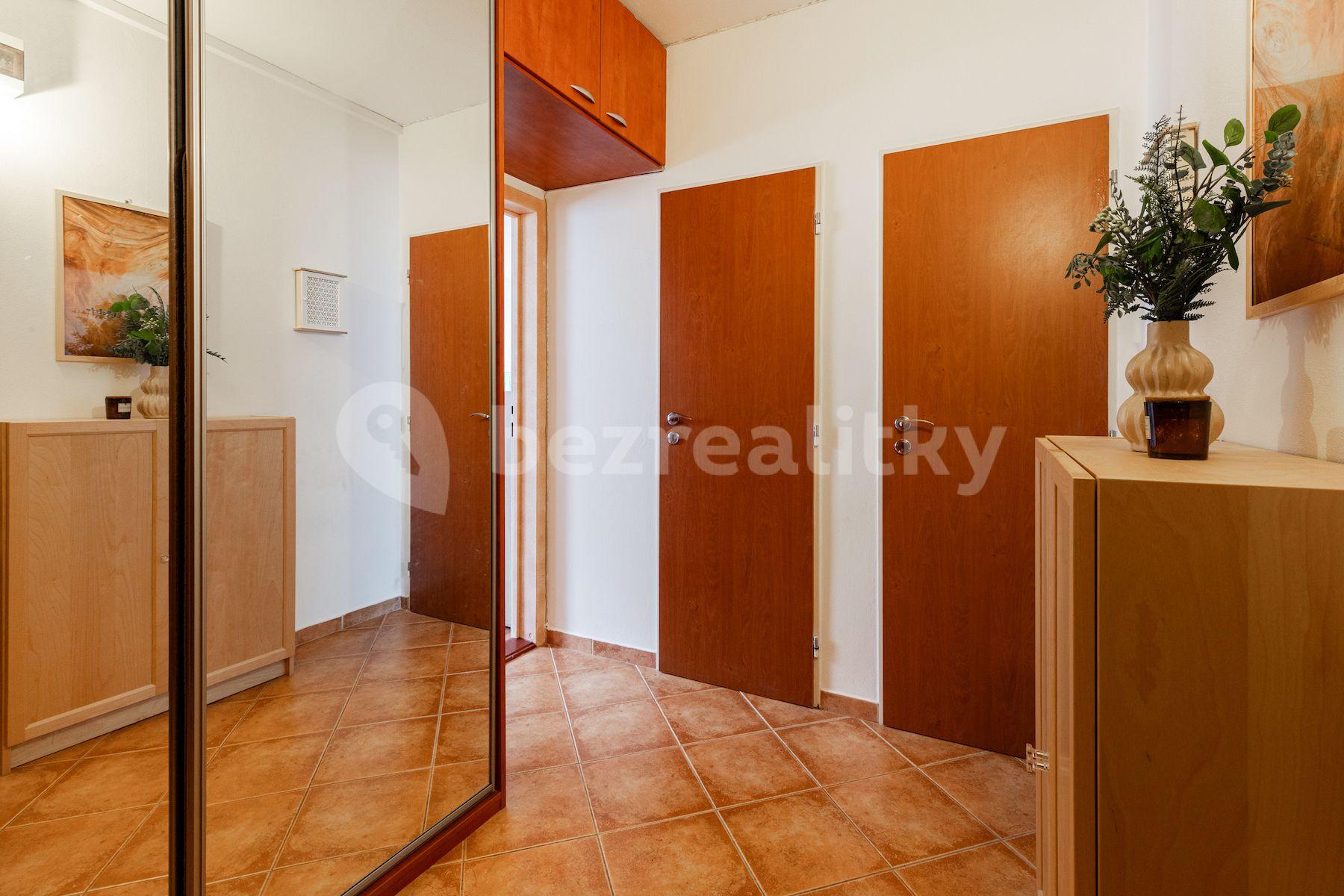 Predaj bytu 1-izbový 39 m², Lešenská, Praha, Praha