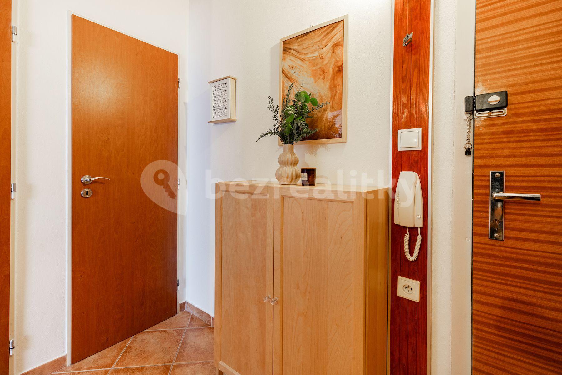 Predaj bytu 1-izbový 39 m², Lešenská, Praha, Praha