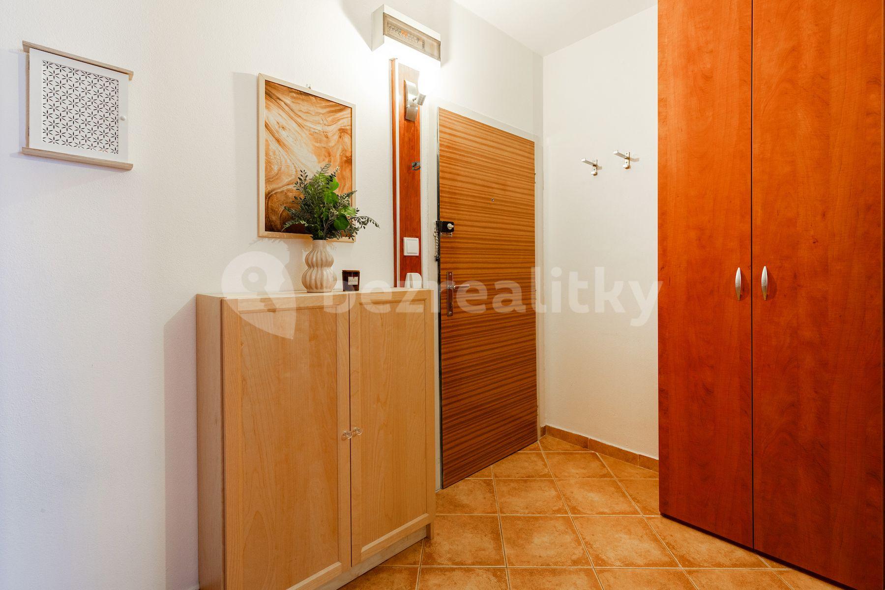 Predaj bytu 1-izbový 39 m², Lešenská, Praha, Praha