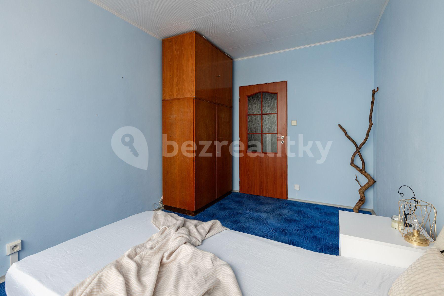 Predaj bytu 4-izbový 86 m², Zborovská, Jince, Středočeský kraj