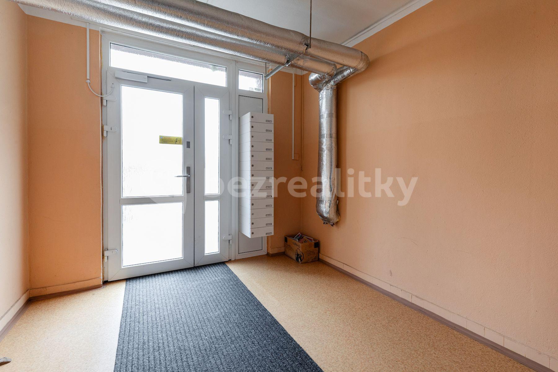 Predaj bytu 4-izbový 86 m², Zborovská, Jince, Středočeský kraj