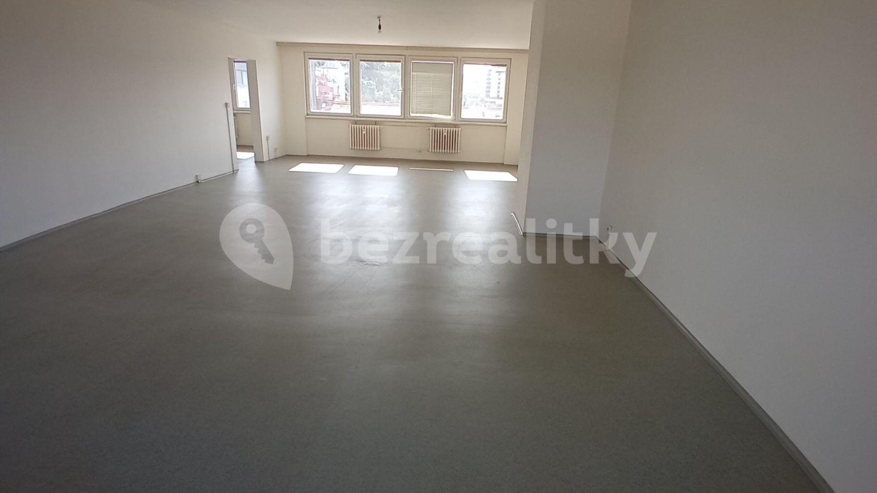 Prenájom nebytového priestoru 104 m², Sabinova, Praha, Praha