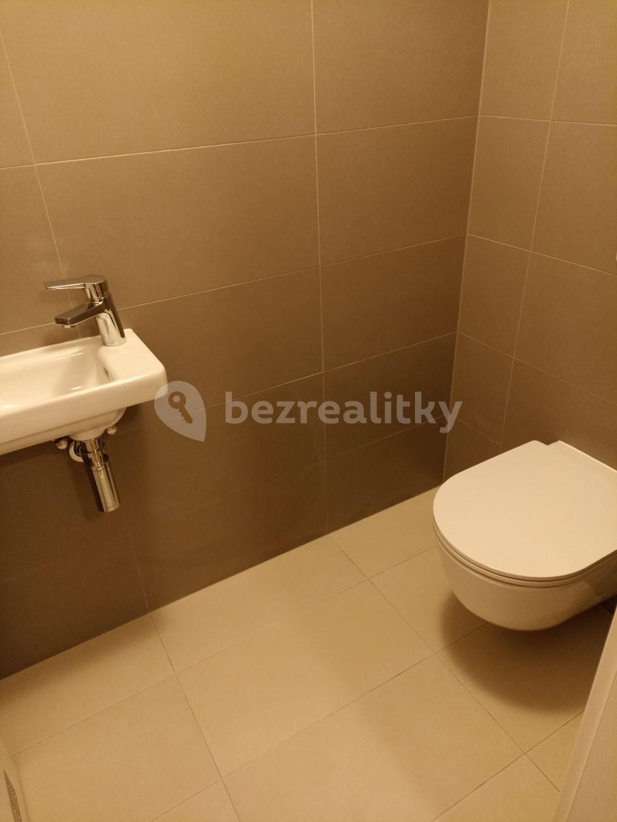 Prenájom bytu 2-izbový 70 m², Oktábcových, Praha, Praha