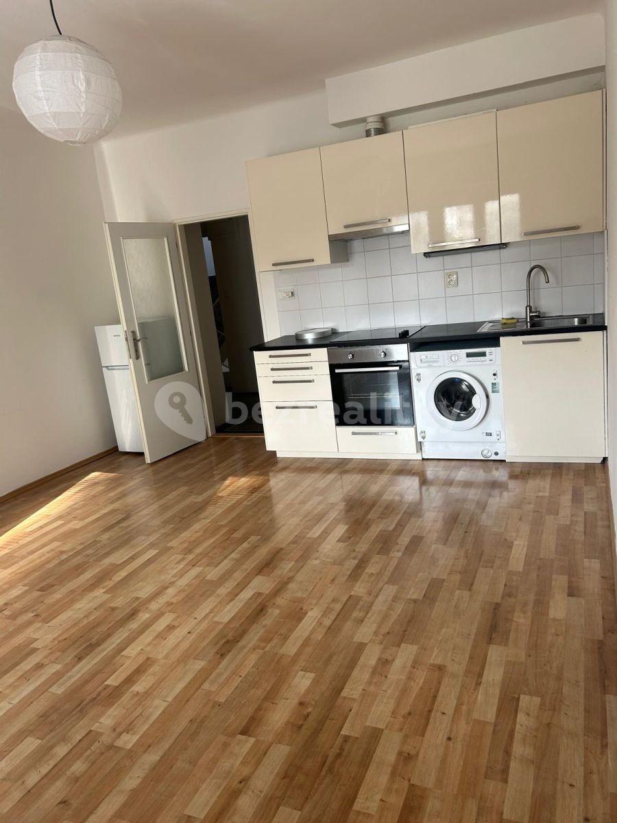 Prenájom bytu Garsoniéra 27 m², Na Úlehli, Praha, Praha