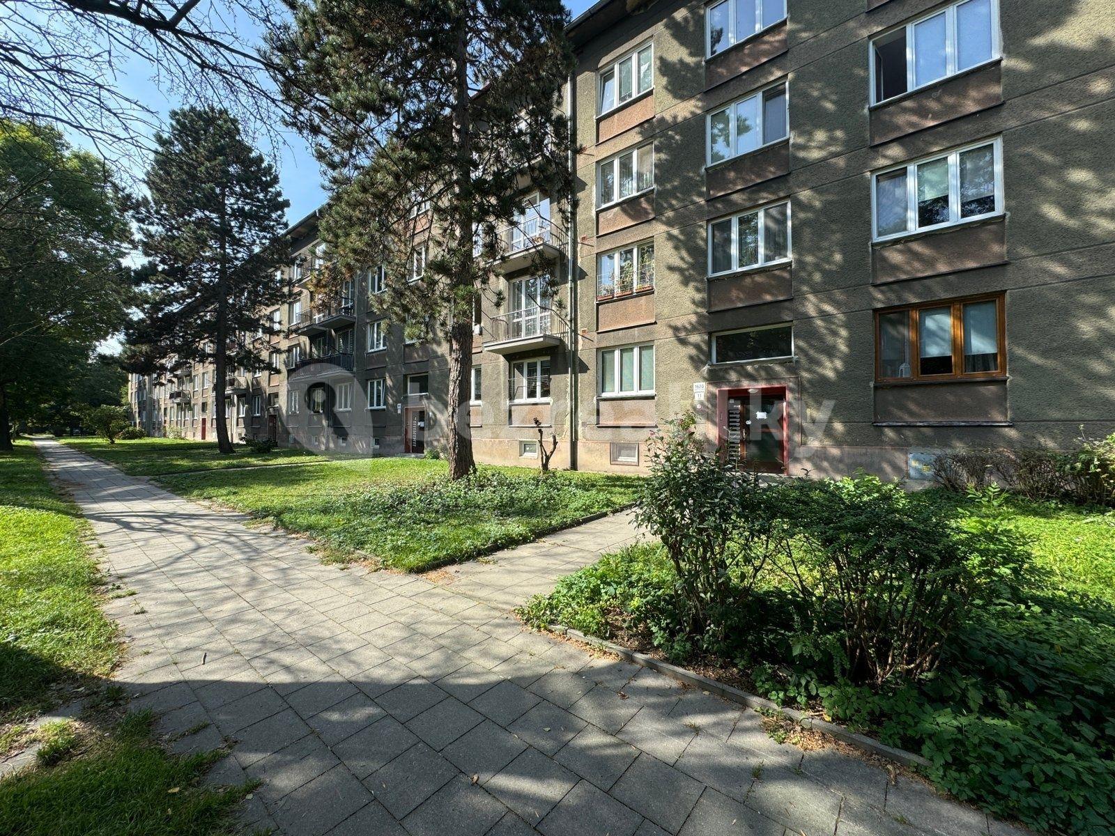 Prenájom bytu 2-izbový 65 m², Závodní, Karviná, Moravskoslezský kraj