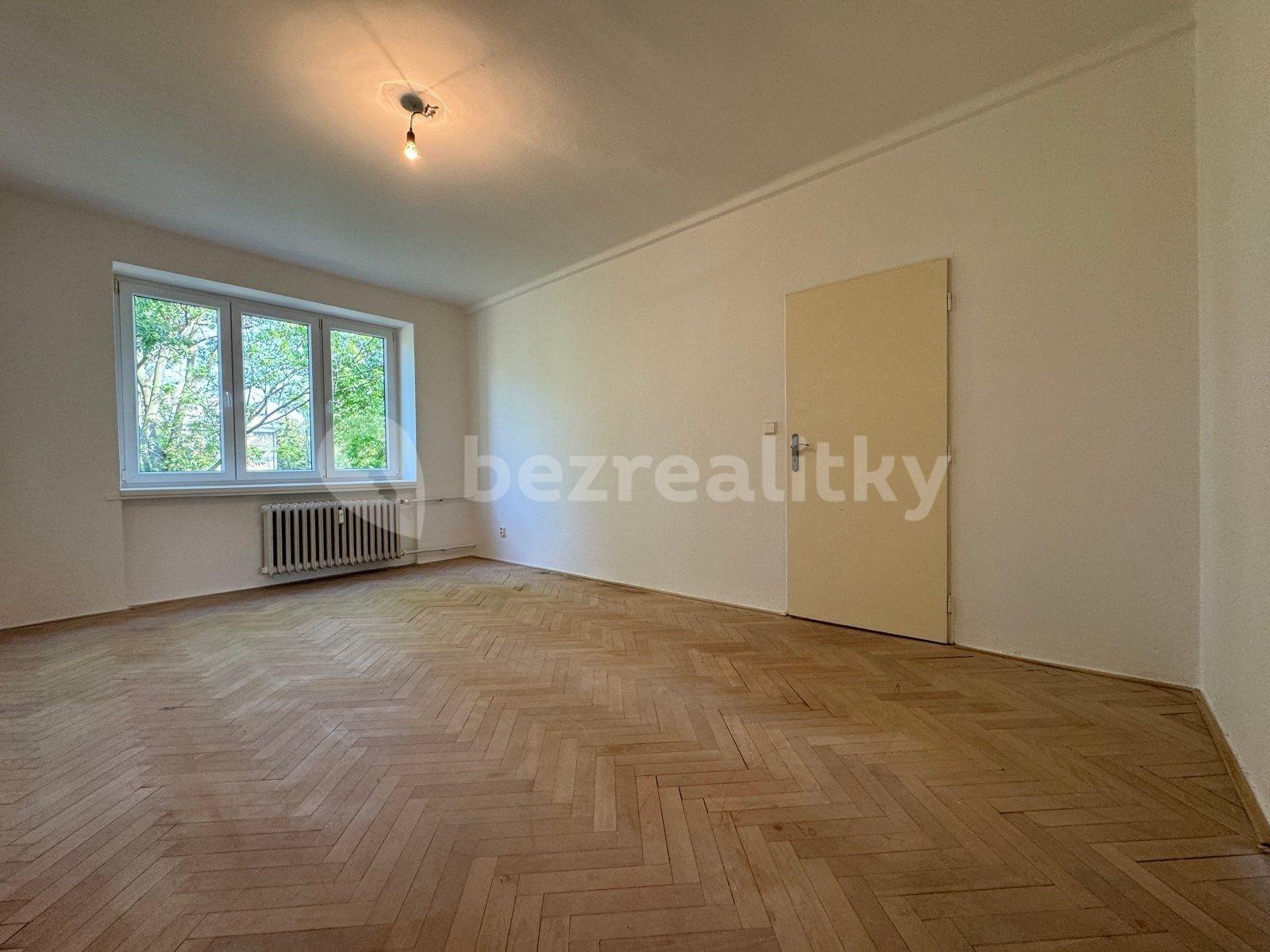 Prenájom bytu 2-izbový 65 m², Závodní, Karviná, Moravskoslezský kraj