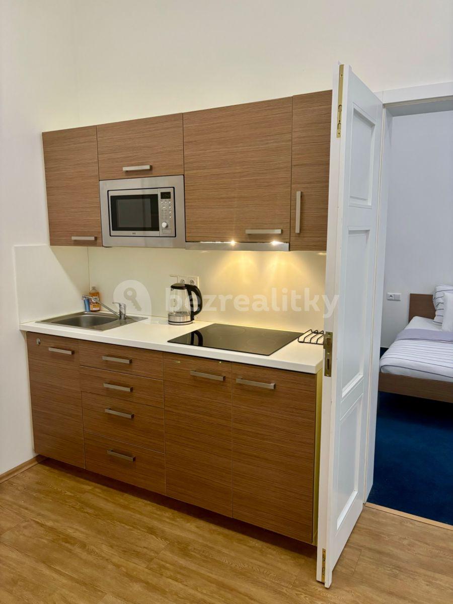 Prenájom bytu 2-izbový 52 m², U Milosrdných, Praha, Praha