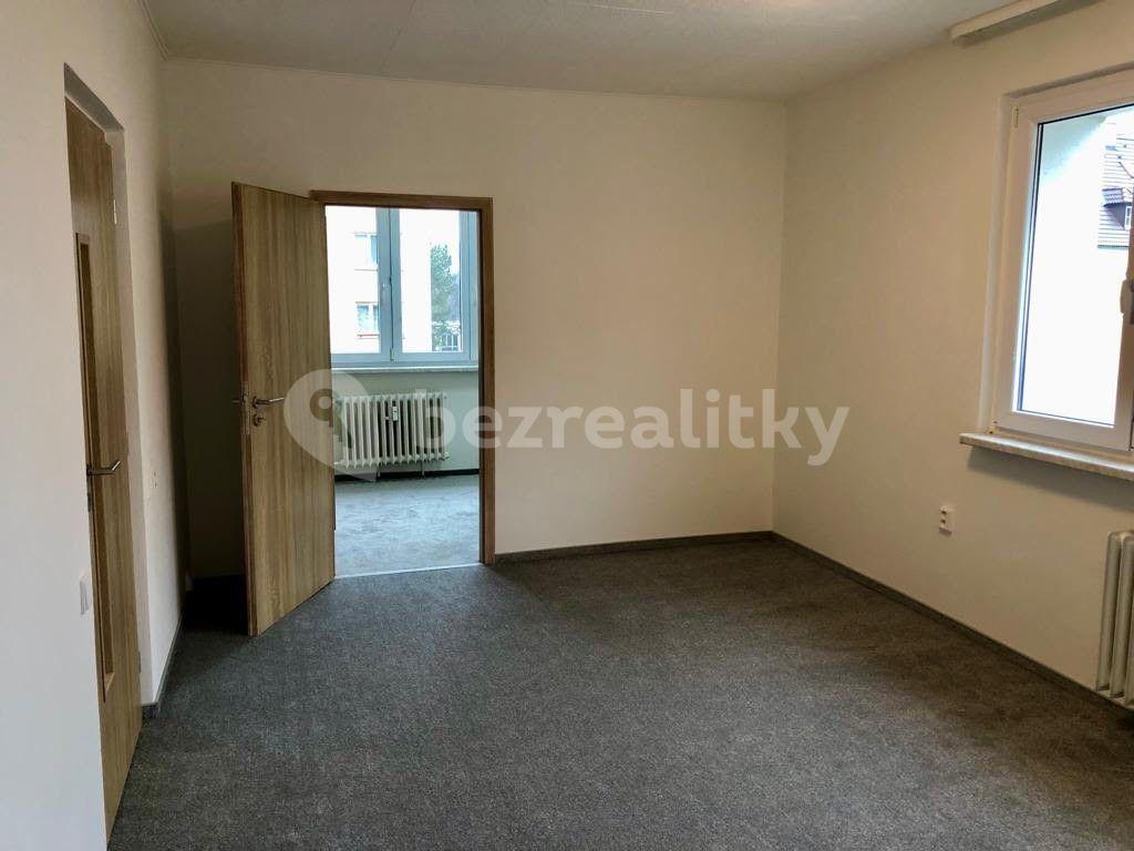 Prenájom bytu 3-izbový 56 m², Moskevská, Karlovy Vary, Karlovarský kraj