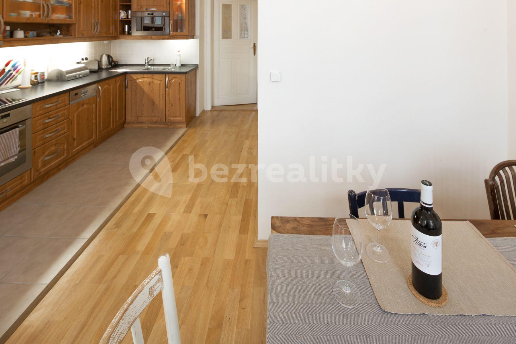 Prenájom bytu 2-izbový 89 m², Maiselova, Praha, Praha