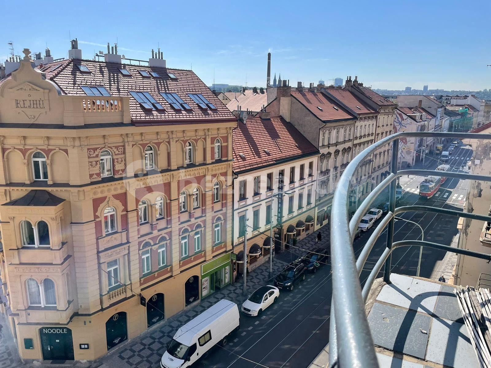 Prenájom bytu 3-izbový 90 m², Nádražní, Praha, Praha