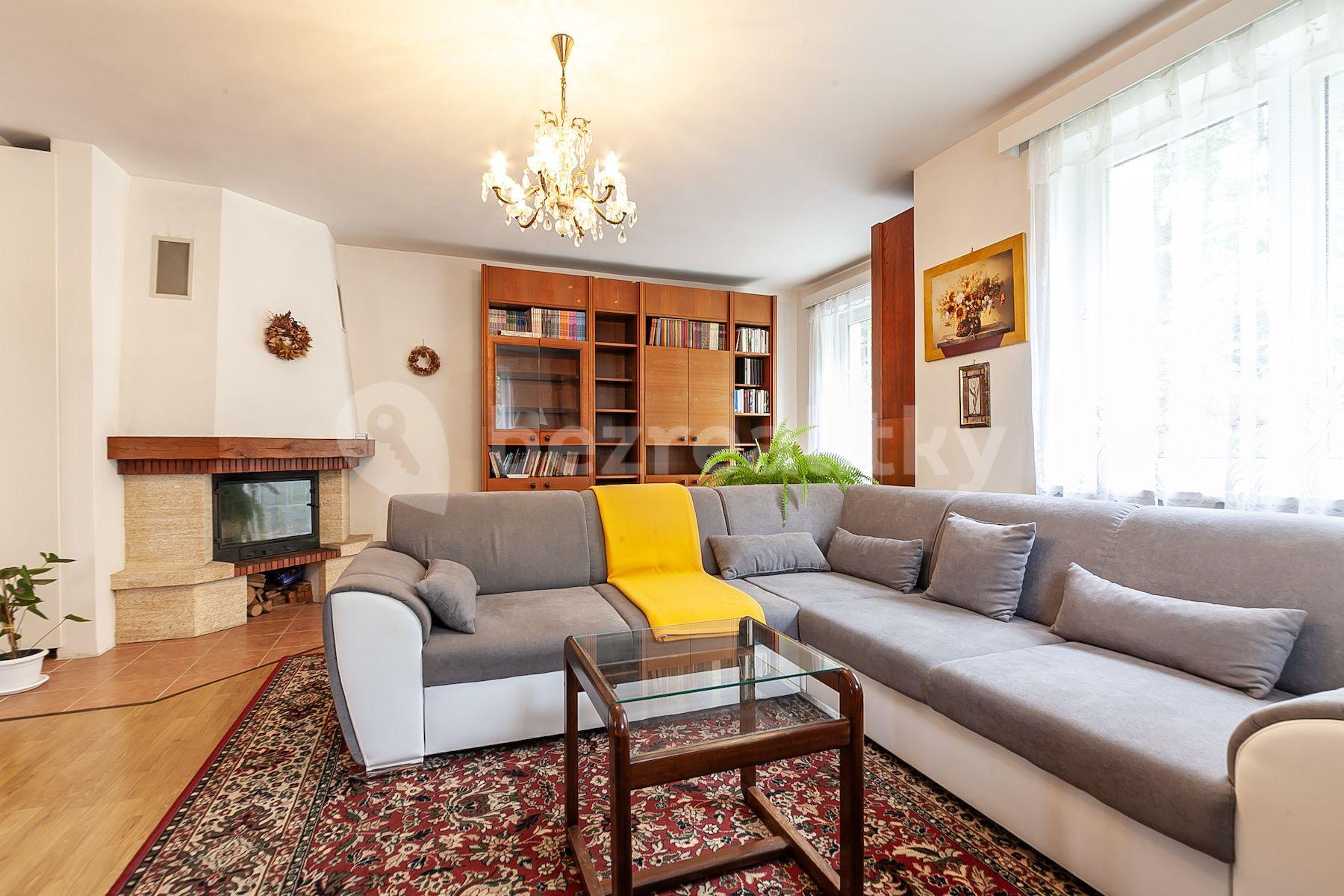 Predaj domu 460 m², pozemek 667 m², Údolí hvězd, Praha, Praha