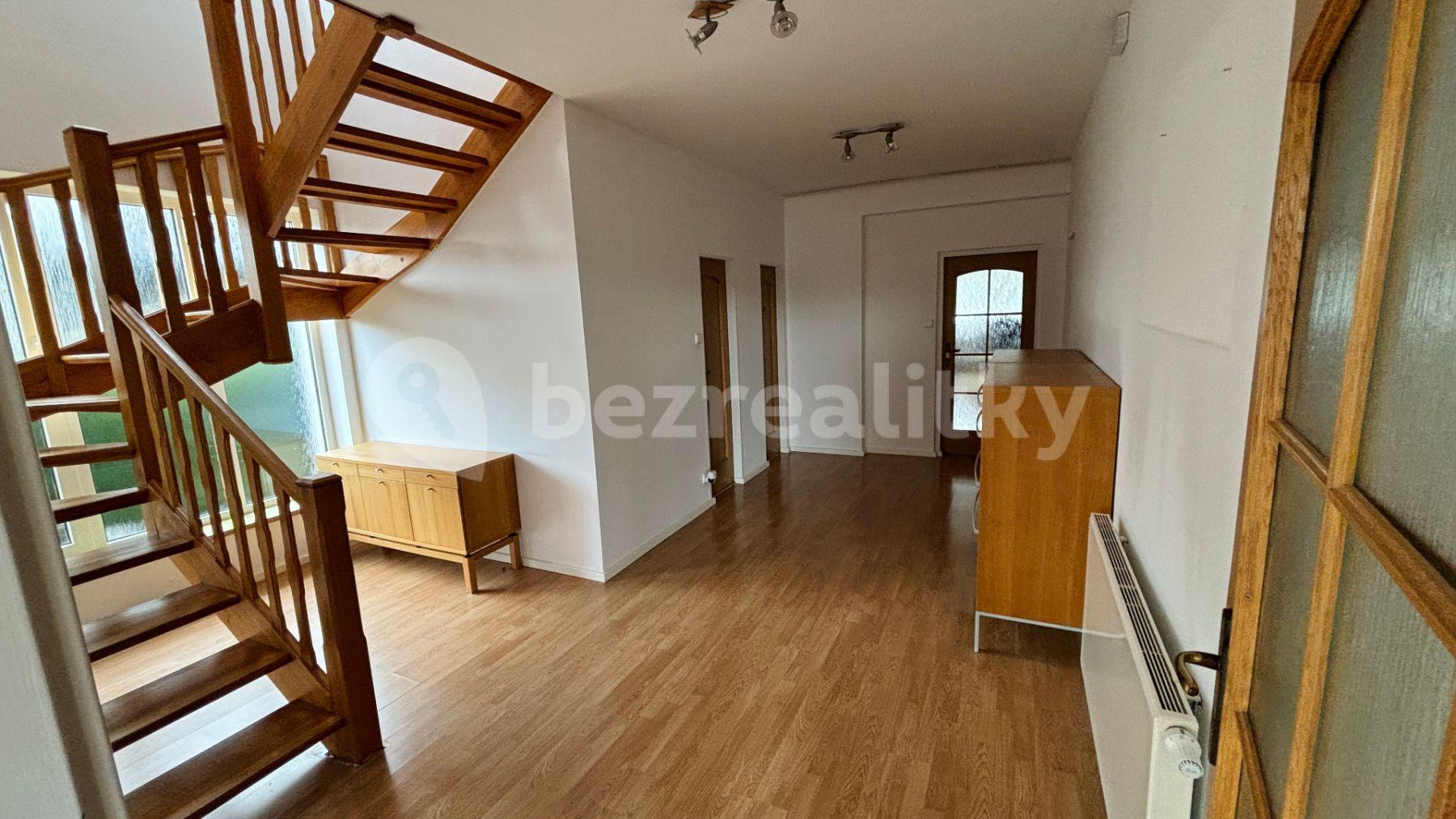 Prenájom domu 250 m², pozemek 989 m², Pod Lečí, Praha, Praha