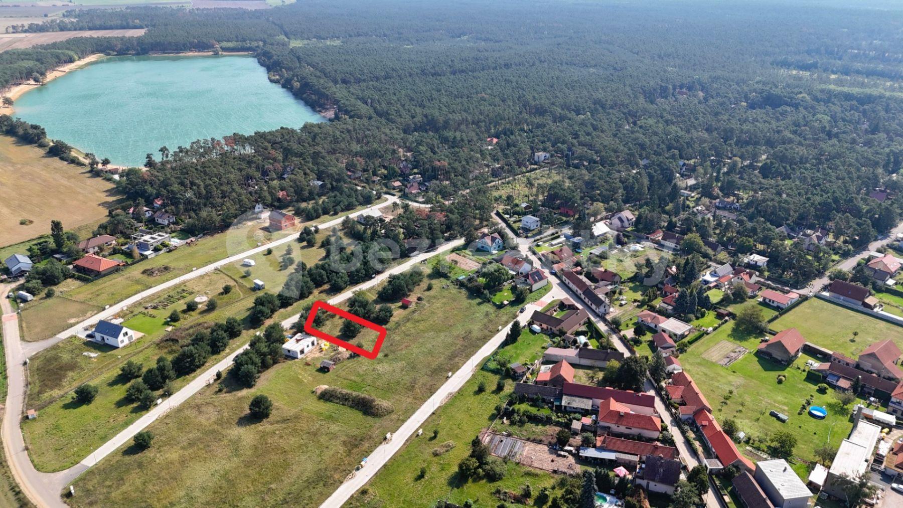 Predaj pozemku 805 m², Lhota, Středočeský kraj