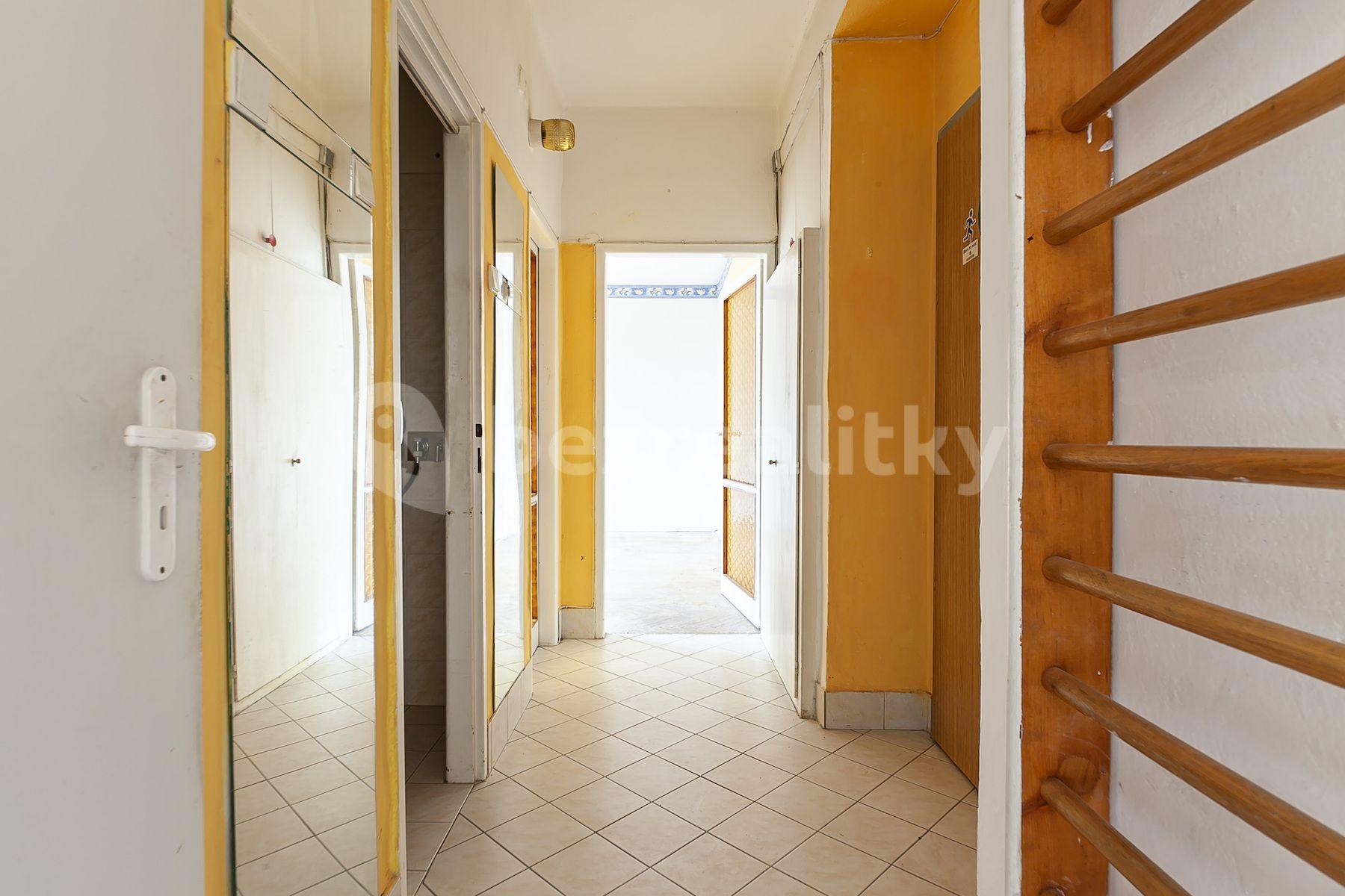 Predaj bytu 2-izbový 52 m², Pod Lipami, Praha, Praha