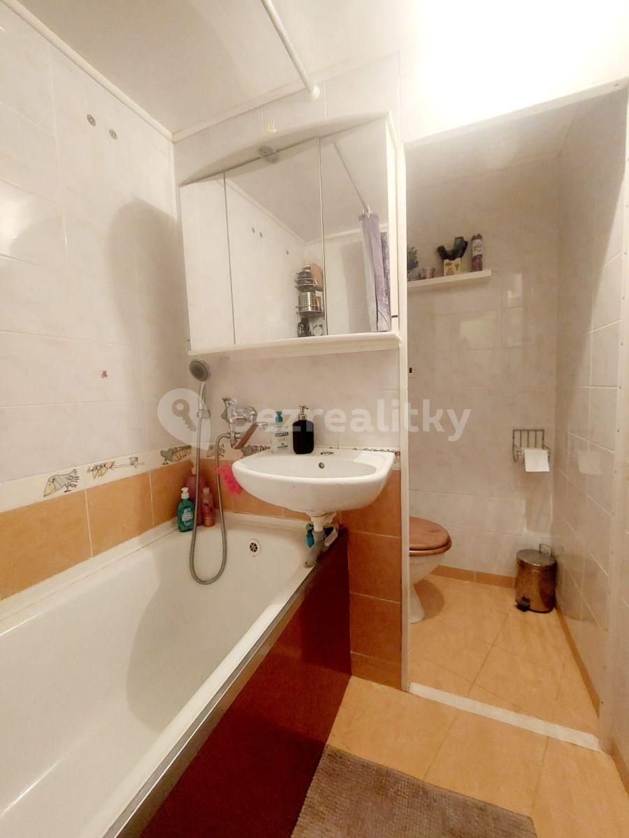 Predaj bytu 2-izbový 43 m², Krhanická, Praha, Praha