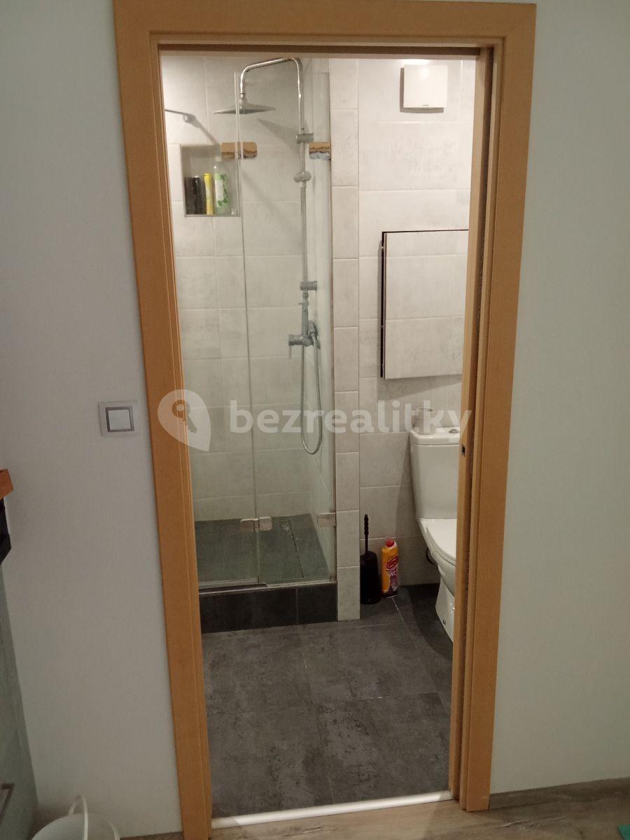 Prenájom bytu 2-izbový 53 m², Makovského, Praha, Praha