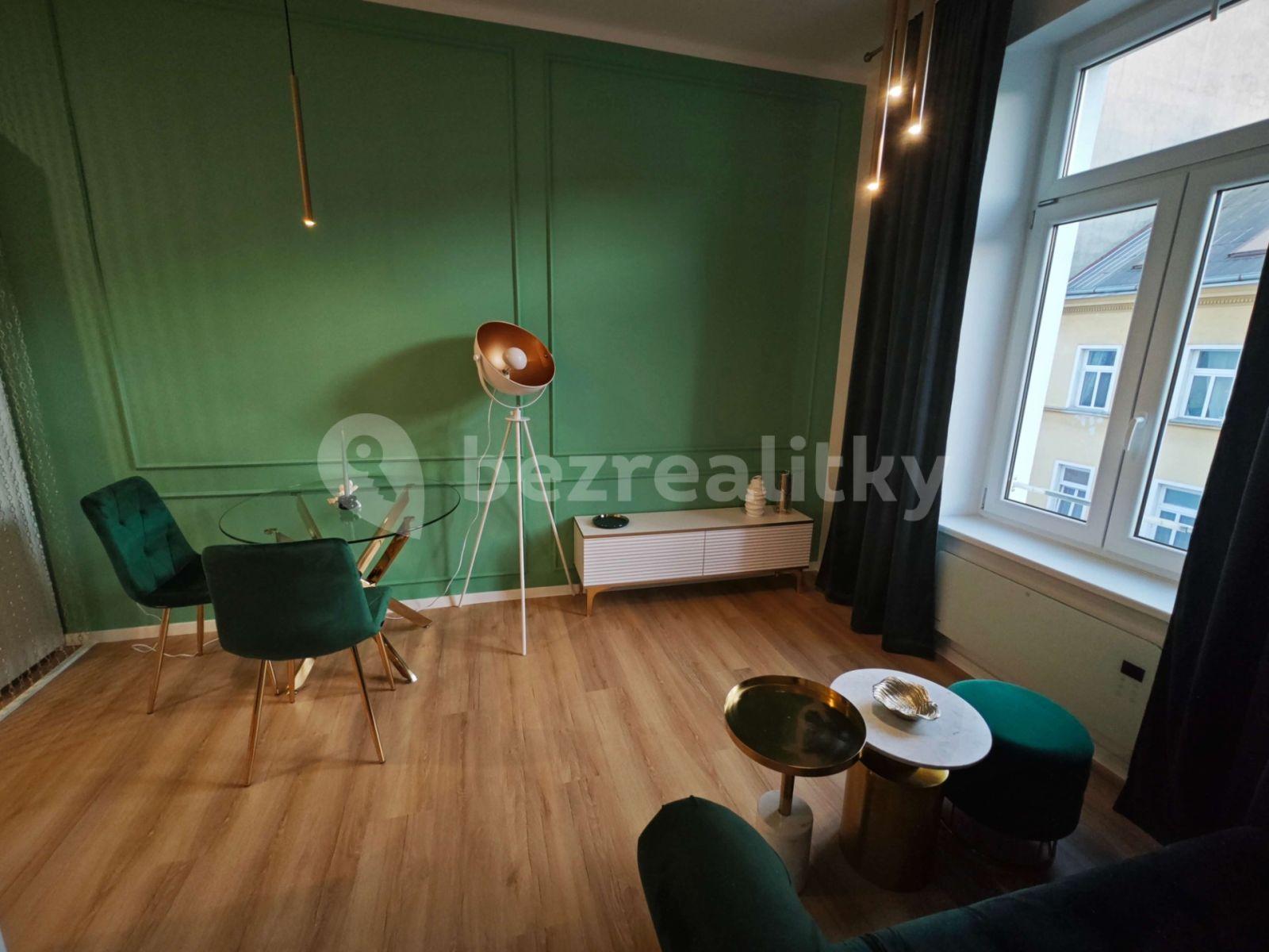 Prenájom bytu 2-izbový 33 m², Turnovská, Praha, Praha