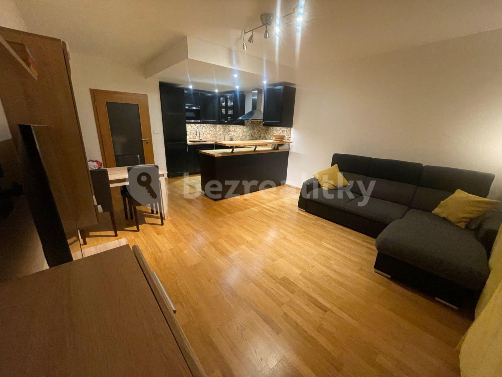 Prenájom bytu 3-izbový 69 m², Pod Dvorem, Praha, Praha