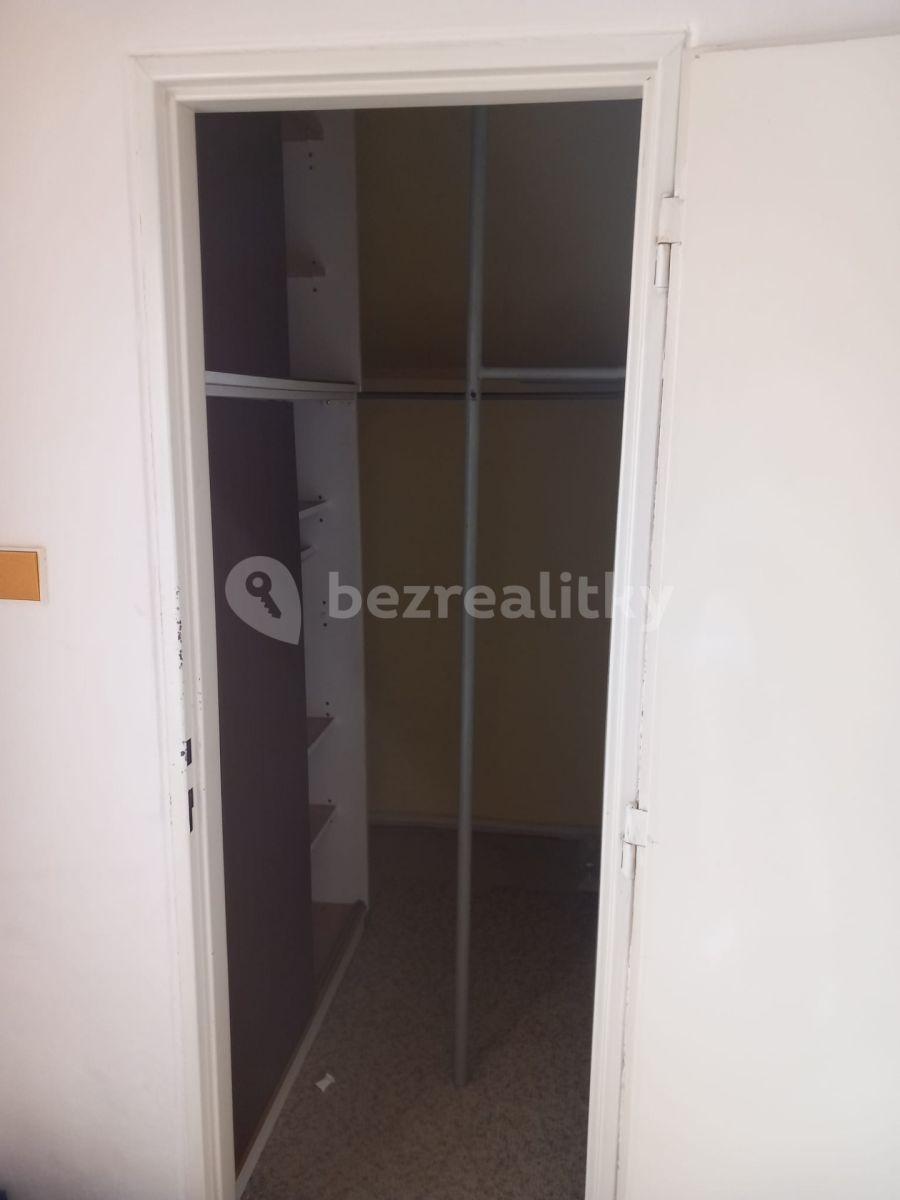 Predaj bytu 3-izbový 69 m², Chvatěrubská, Praha, Praha