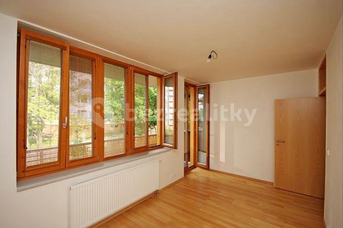 Prenájom bytu 2-izbový 76 m², U Stanice, Praha, Praha