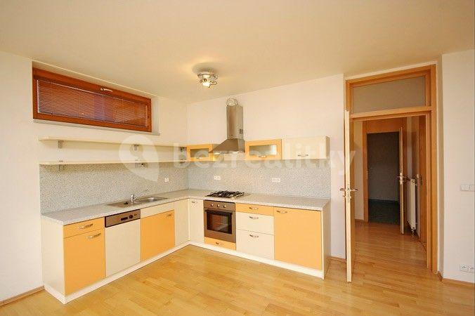 Prenájom bytu 2-izbový 76 m², U Stanice, Praha, Praha