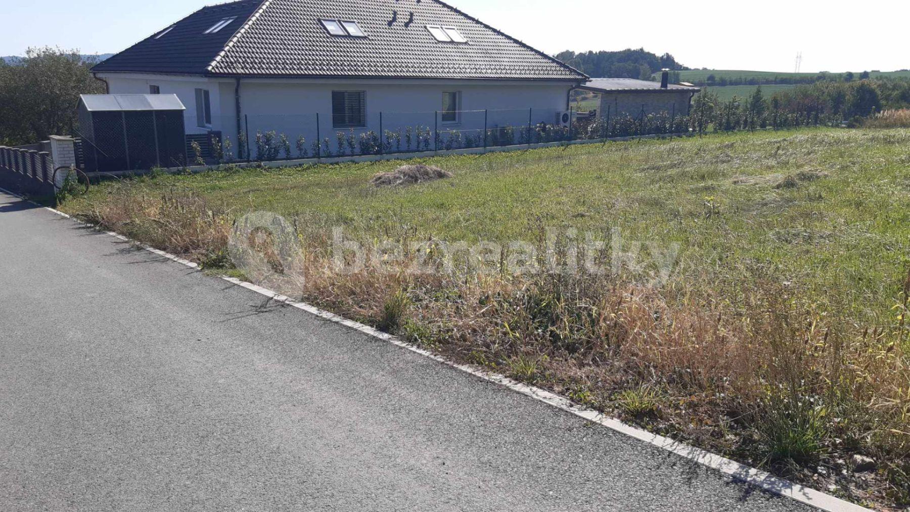 Predaj pozemku 1.301 m², Pyšely, Středočeský kraj