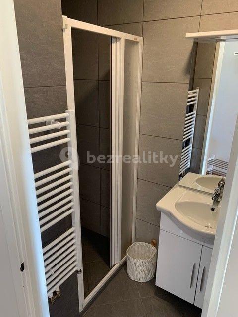 Prenájom bytu 2-izbový 40 m², Táboritská, Praha, Praha