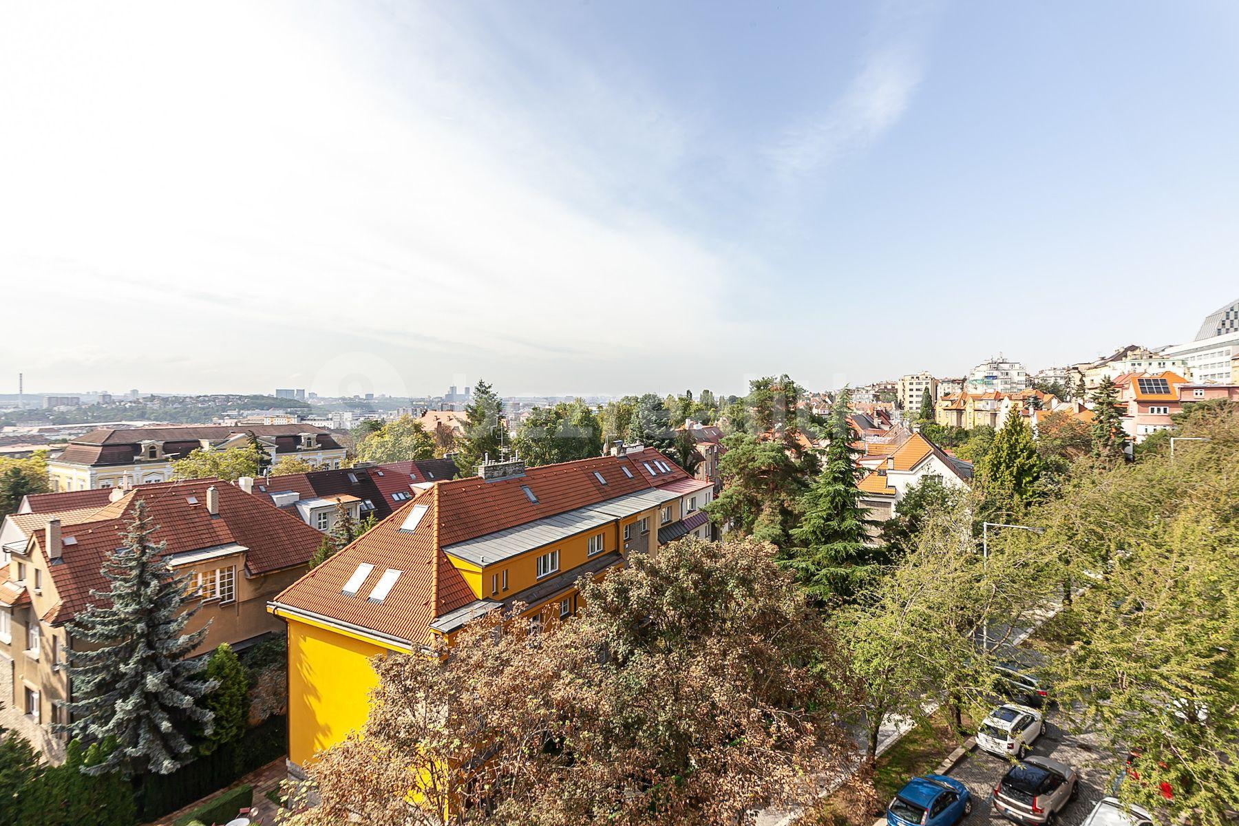 Predaj bytu 3-izbový 71 m², U Vinohradské nemocnice, Praha, Praha