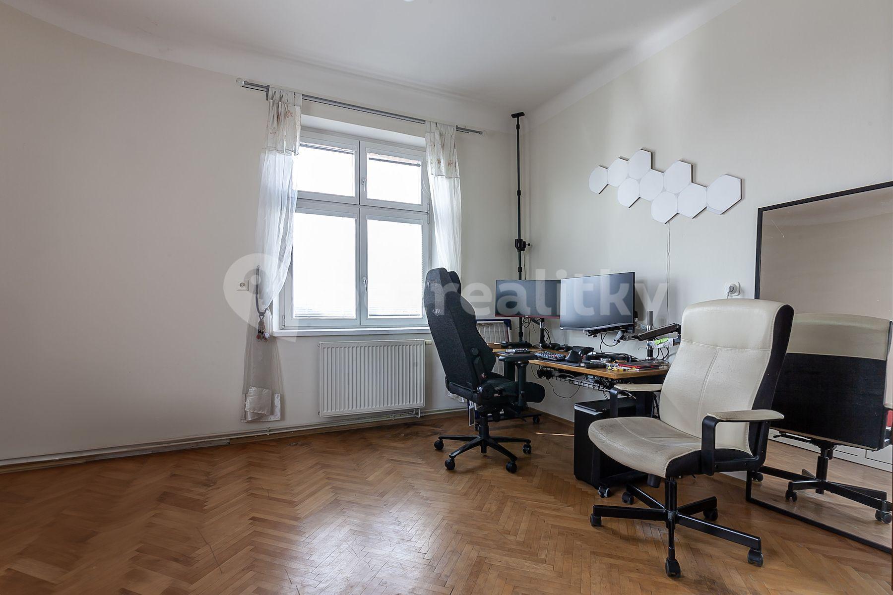 Predaj bytu 3-izbový 71 m², U Vinohradské nemocnice, Praha, Praha