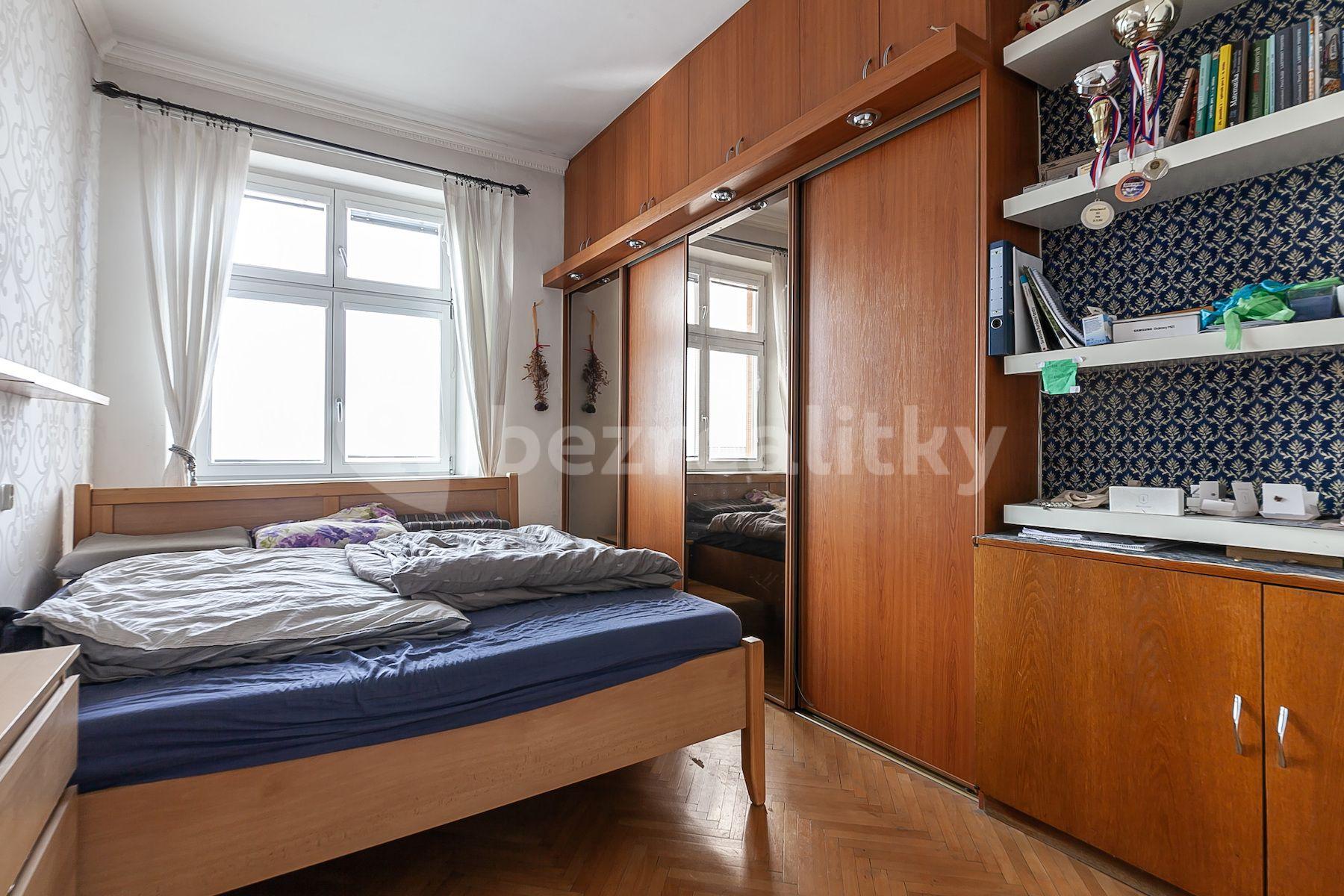 Predaj bytu 3-izbový 71 m², U Vinohradské nemocnice, Praha, Praha