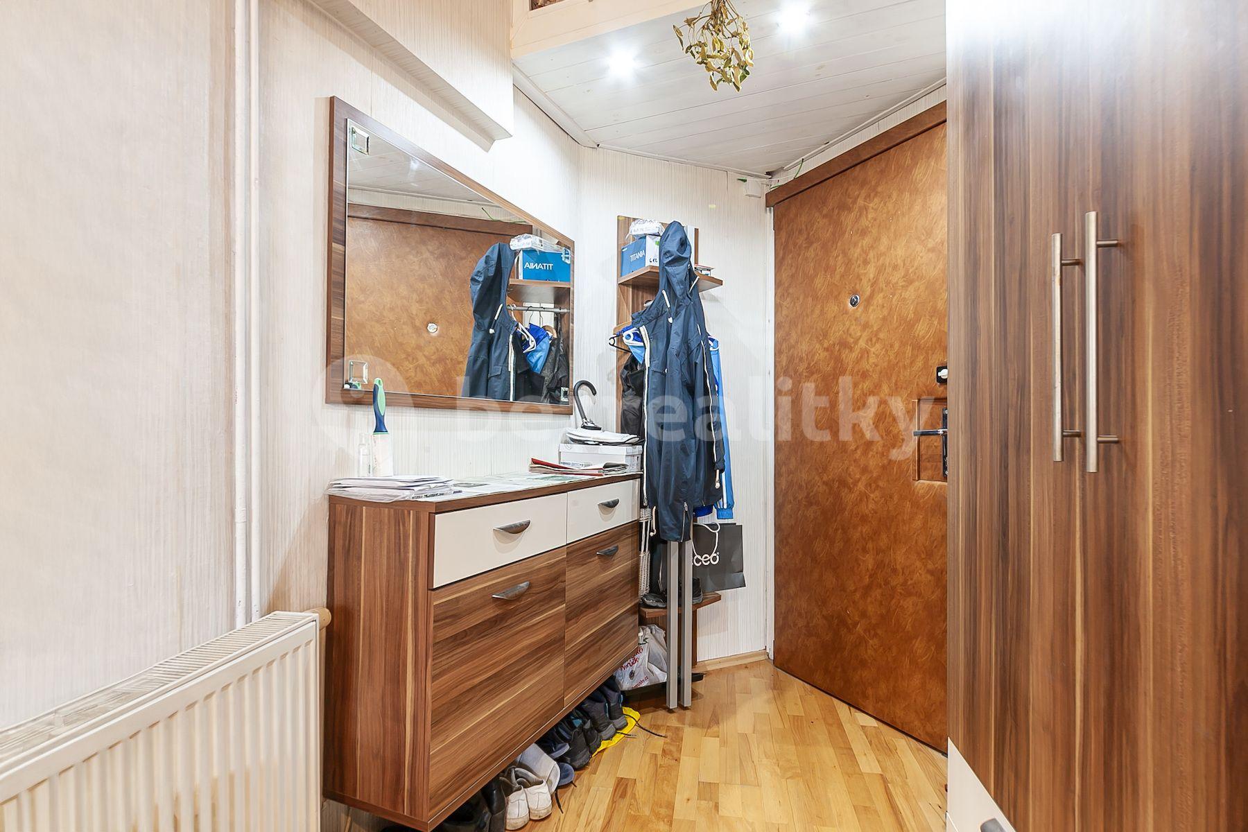 Predaj bytu 3-izbový 71 m², U Vinohradské nemocnice, Praha, Praha