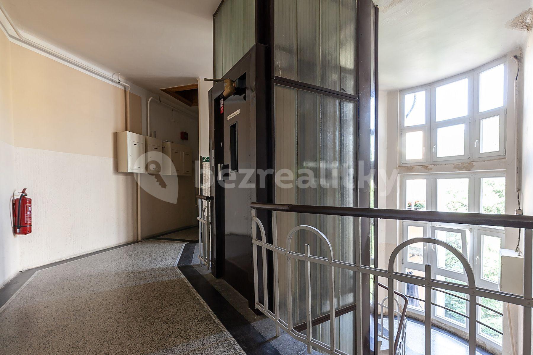 Predaj bytu 3-izbový 71 m², U Vinohradské nemocnice, Praha, Praha