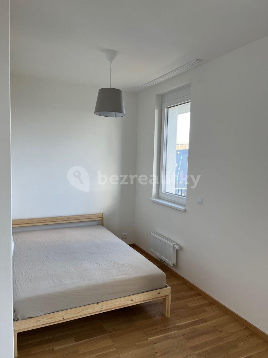 Prenájom bytu 1-izbový 45 m², Smržových, Praha, Praha